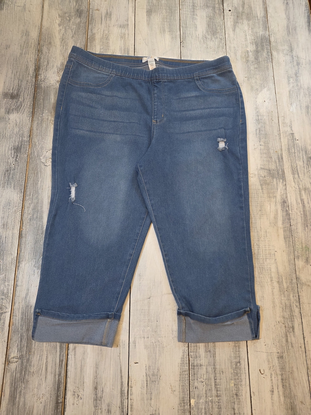 just be Women's Blue Rolled-Cuff Distressed Cropped Pull On Jeans sz XL